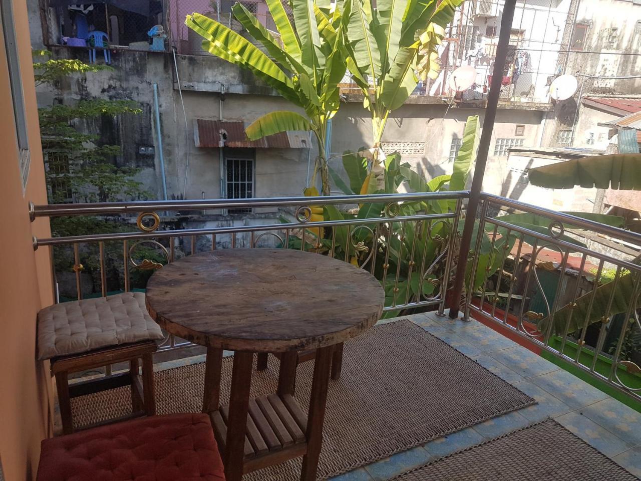 פקסה Soutchai Hostel And Tour Company מראה חיצוני תמונה