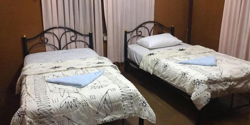 פקסה Soutchai Hostel And Tour Company מראה חיצוני תמונה