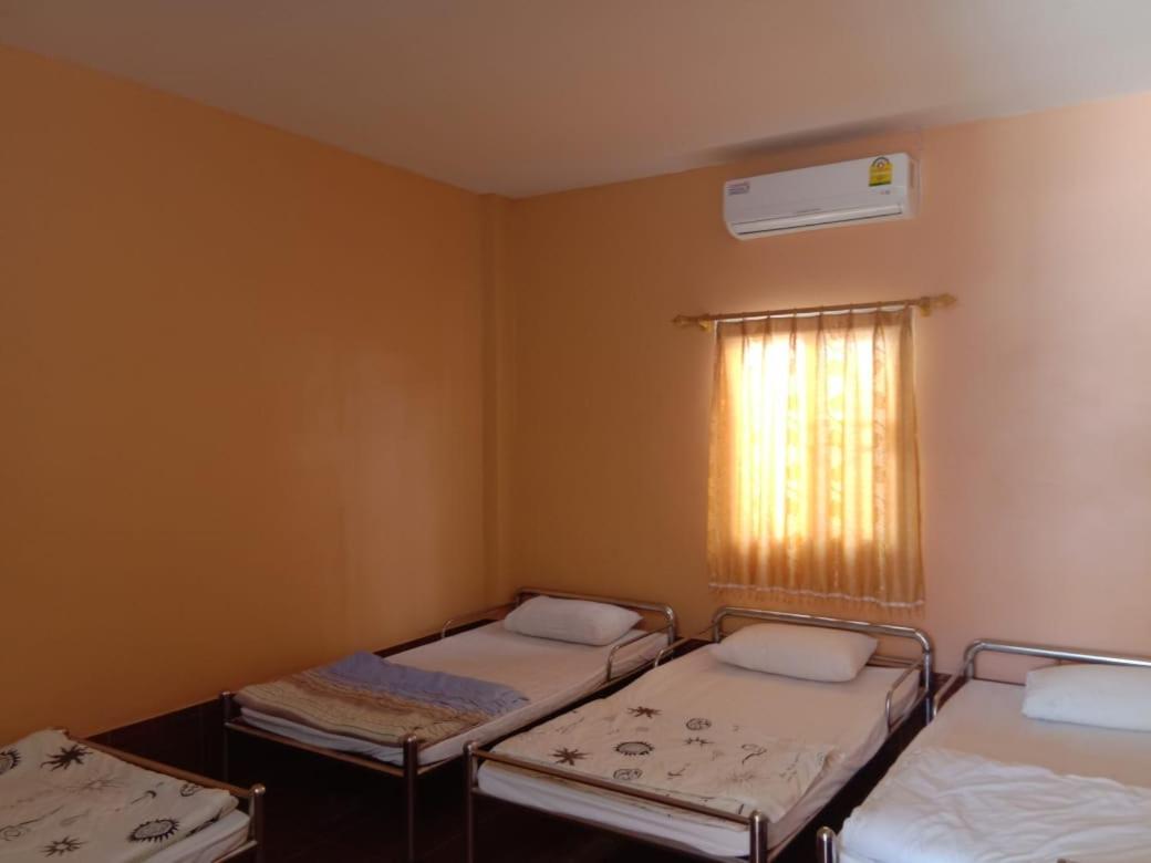 פקסה Soutchai Hostel And Tour Company מראה חיצוני תמונה